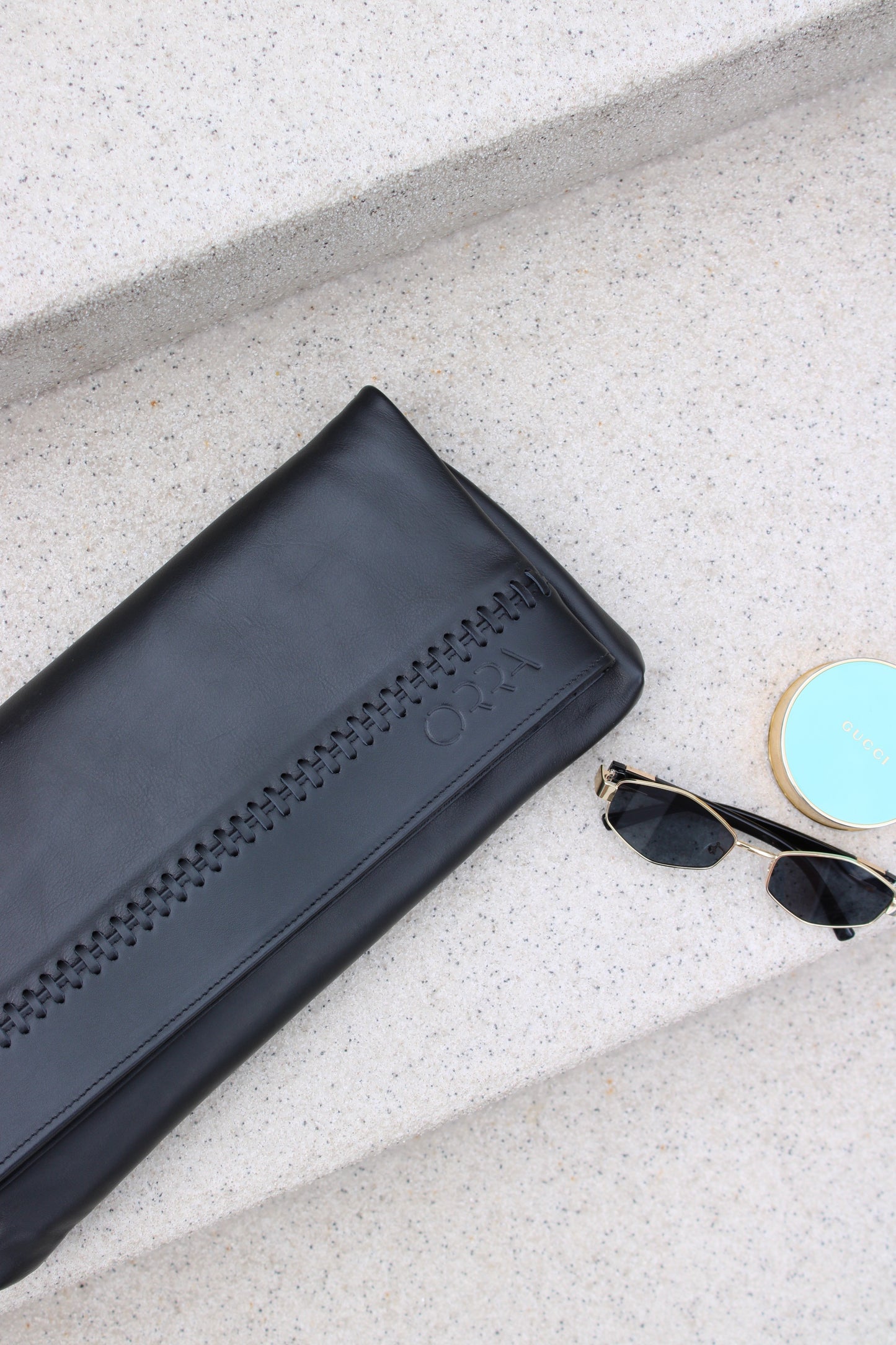 Anadiplosis Black Leather Handbag