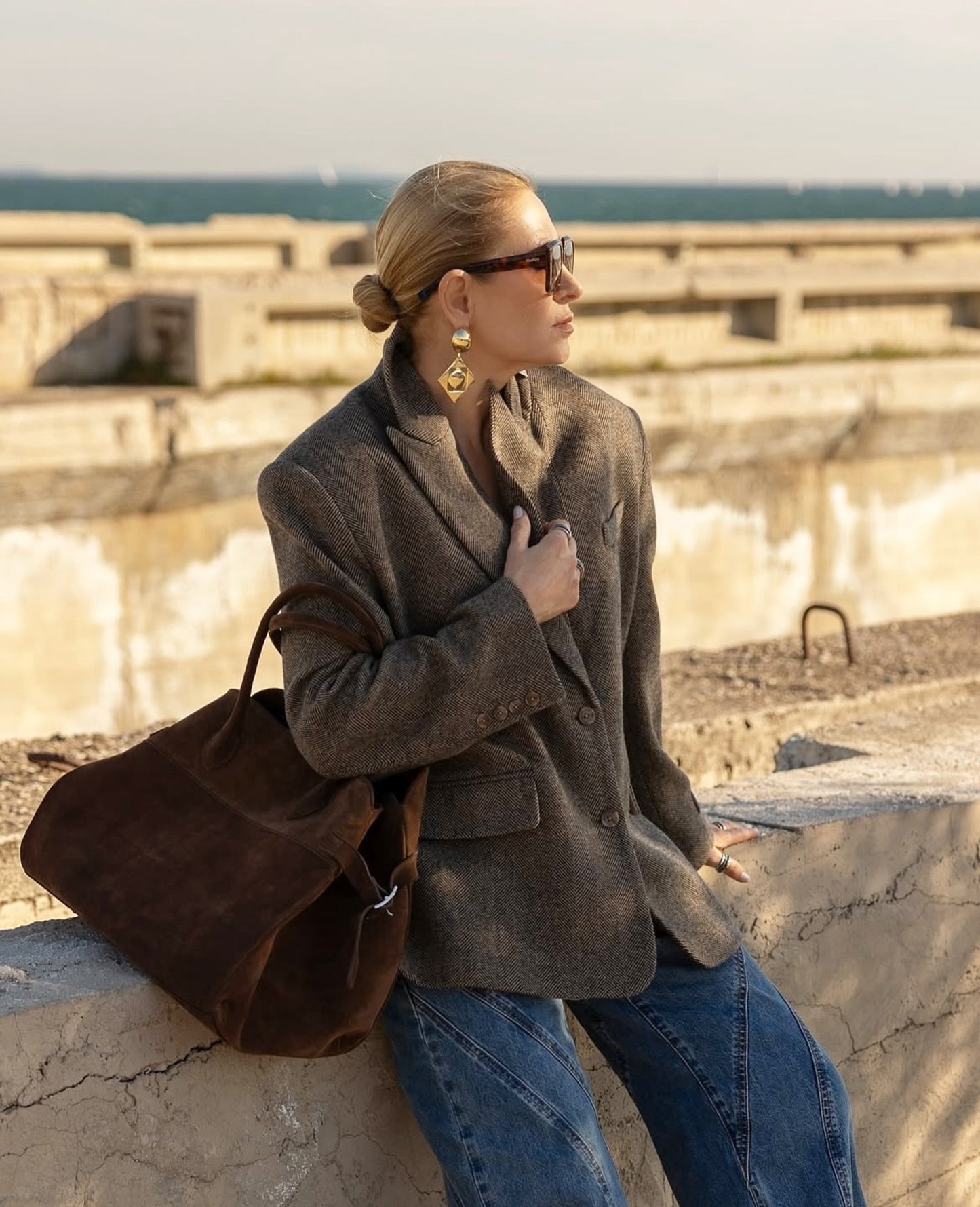 Arabella Dark Brown Suede Handbag