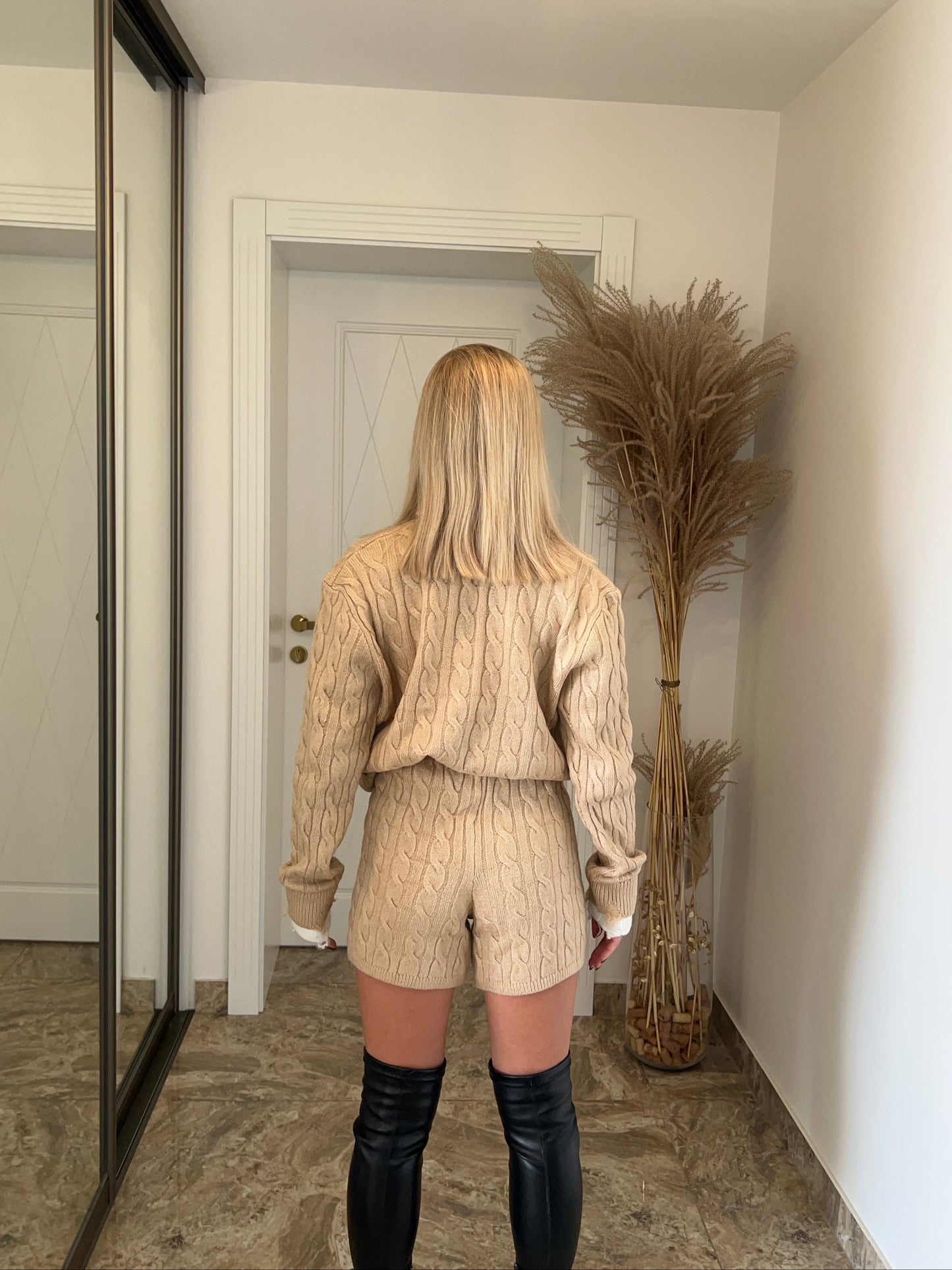 Beige Knitted Two-Piece Set – One Size